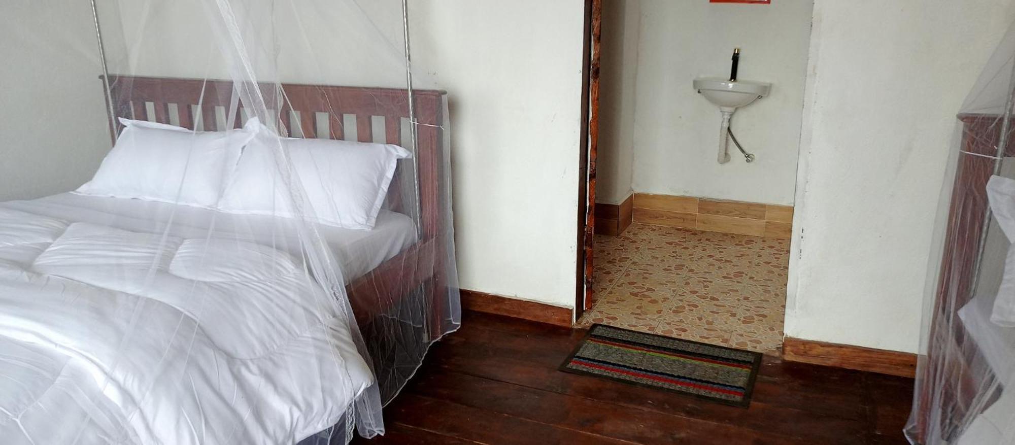 Ruhija Gorilla Guest House Kabale Екстериор снимка
